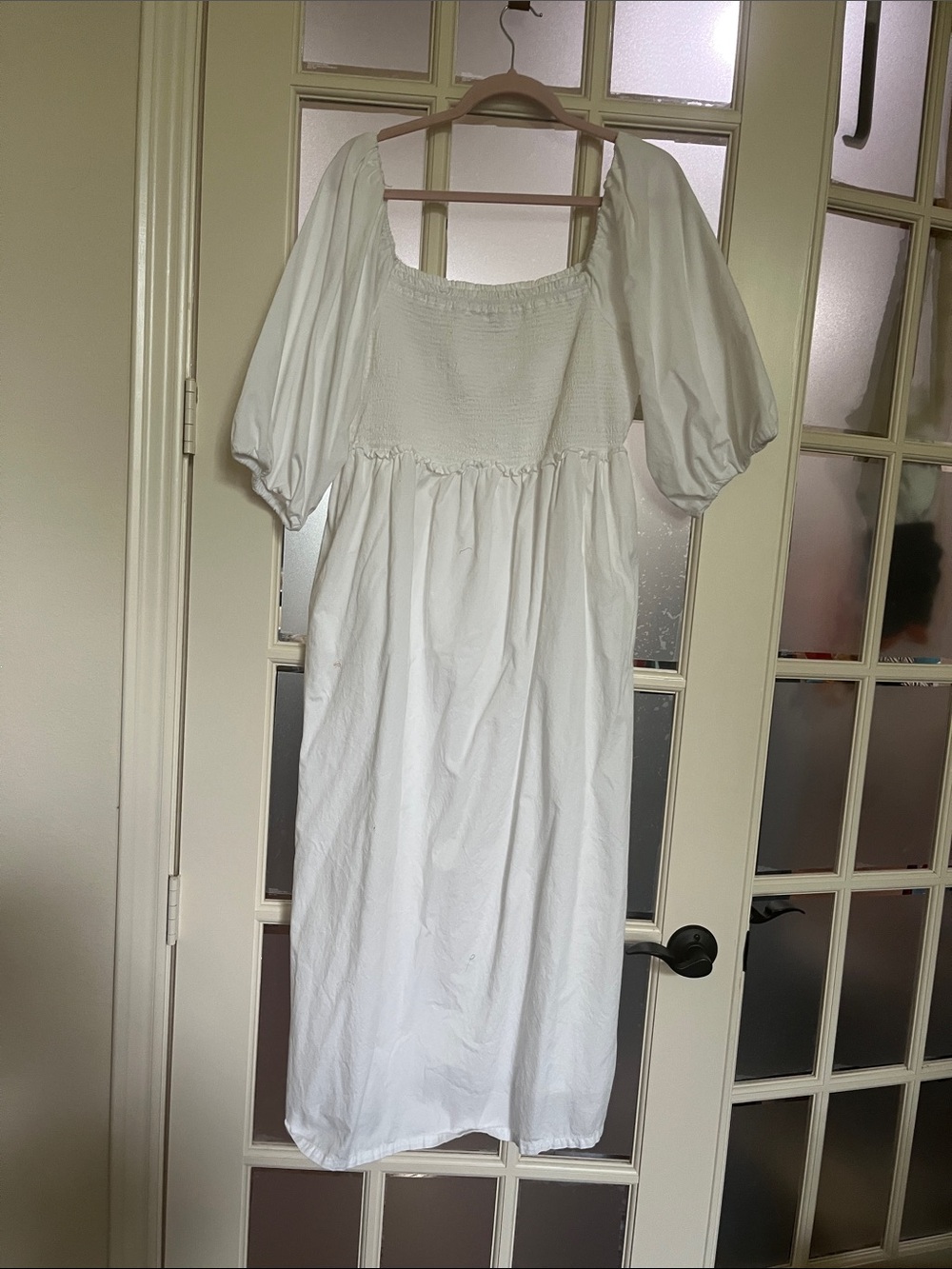 XXL Free Assembly Women’s White smocked bodice Midi Puff Sleeve Dress